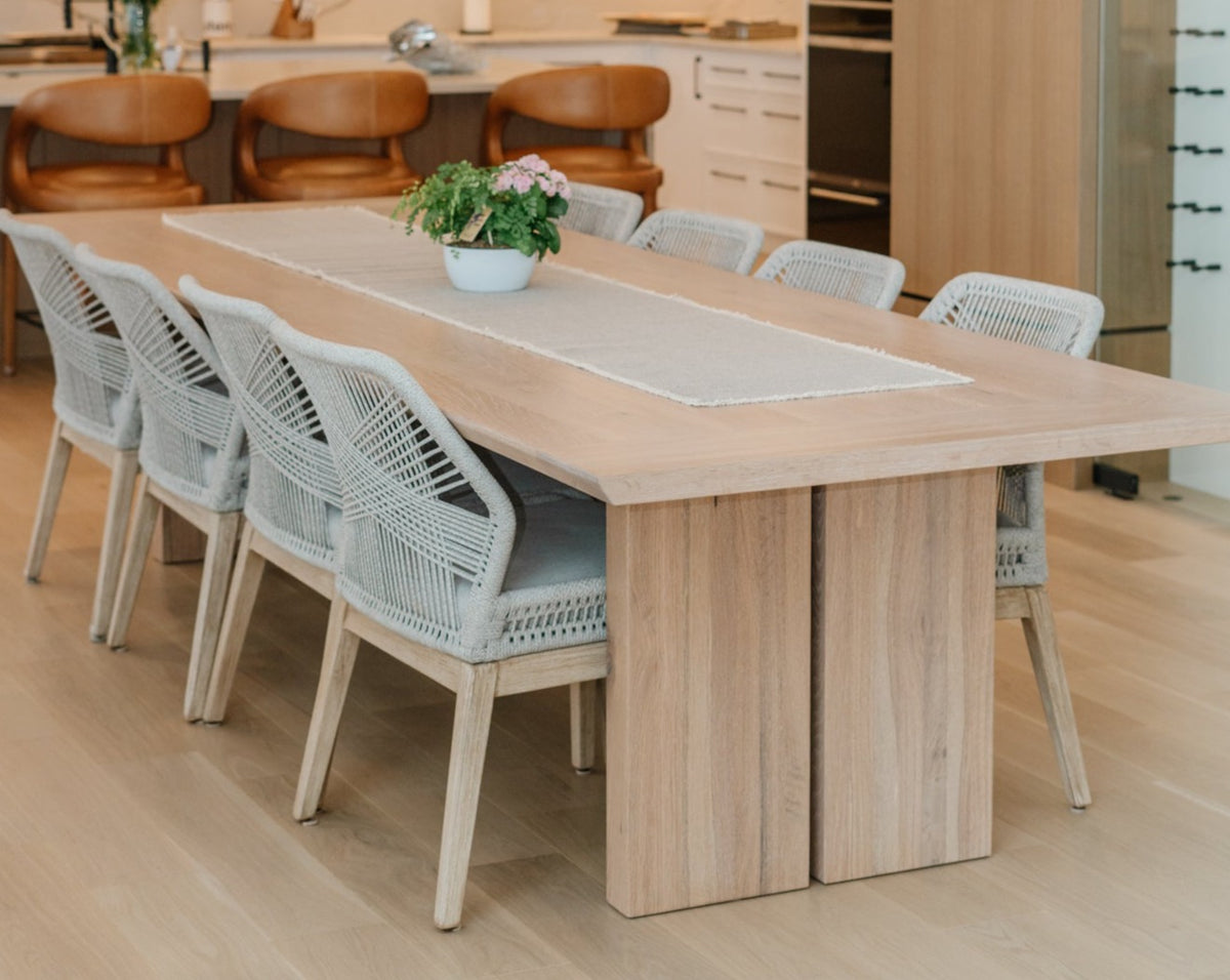 Fika Dining Table